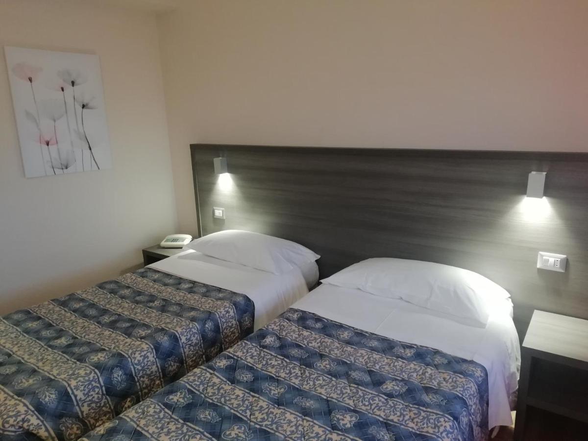 Hotel La Fonte Osimo Extérieur photo