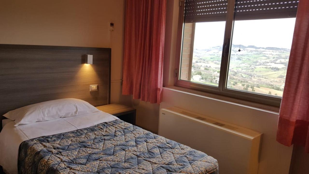 Hotel La Fonte Osimo Extérieur photo