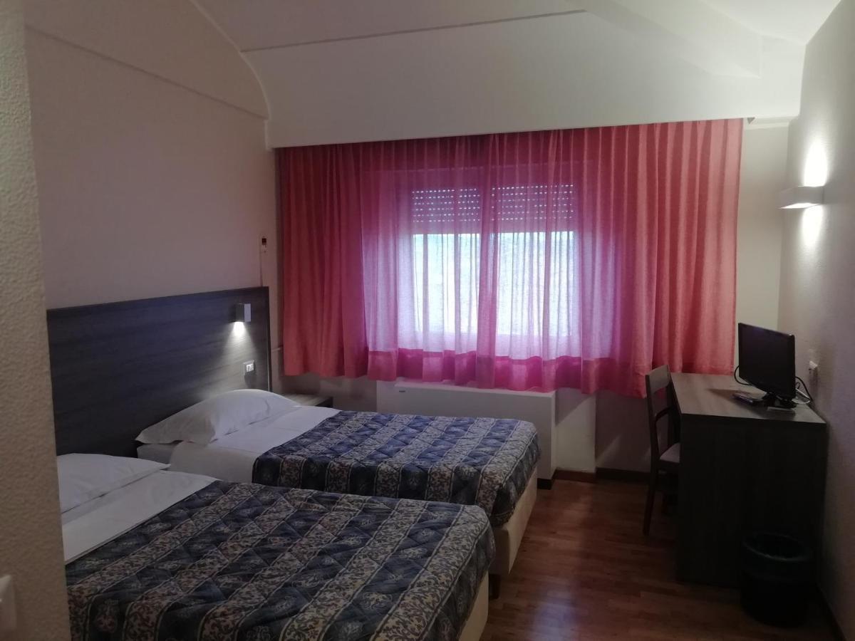Hotel La Fonte Osimo Extérieur photo