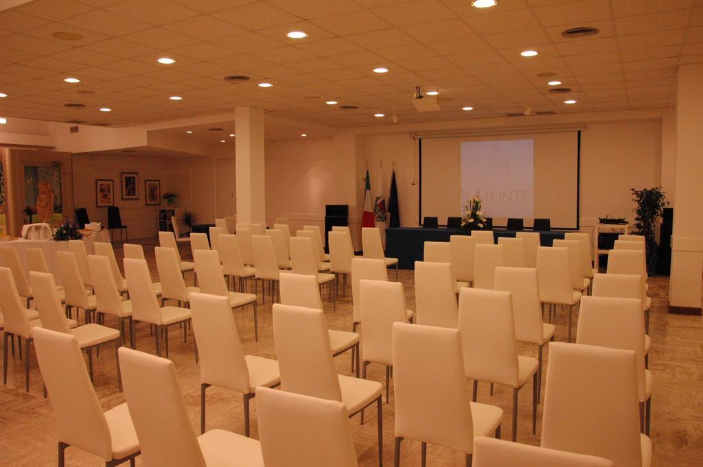 Hotel La Fonte Osimo Extérieur photo