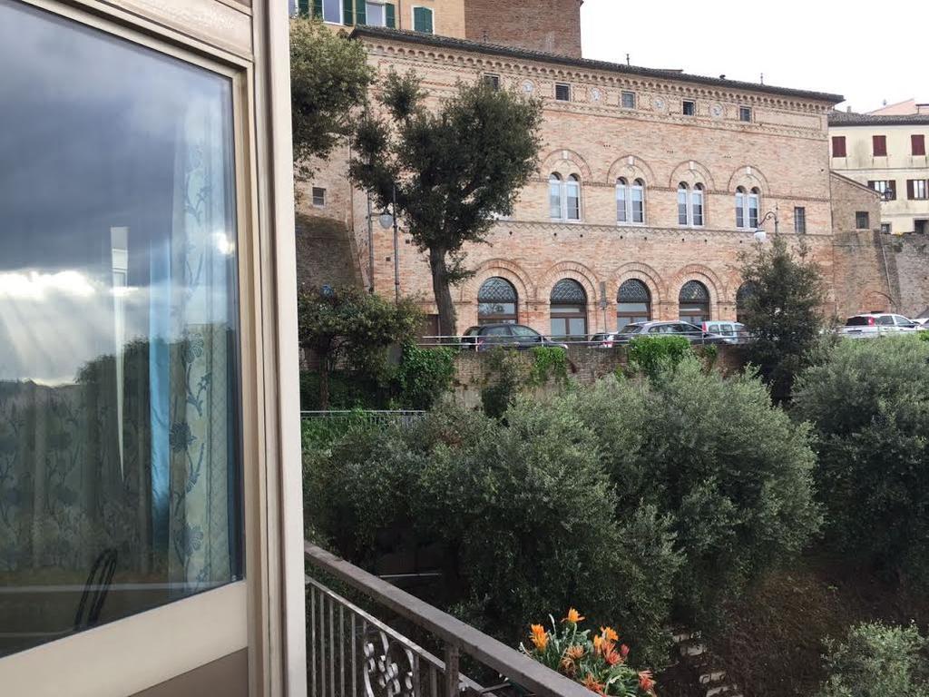 Hotel La Fonte Osimo Extérieur photo